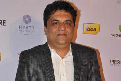 Swanand Kirkire to play 'Death' in Tagore play | Hindi Movie News ...