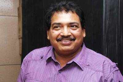Vamsi plans to design 200 posters for his next