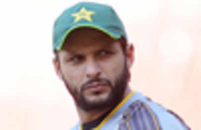 Afridi distances himself from a film on his life