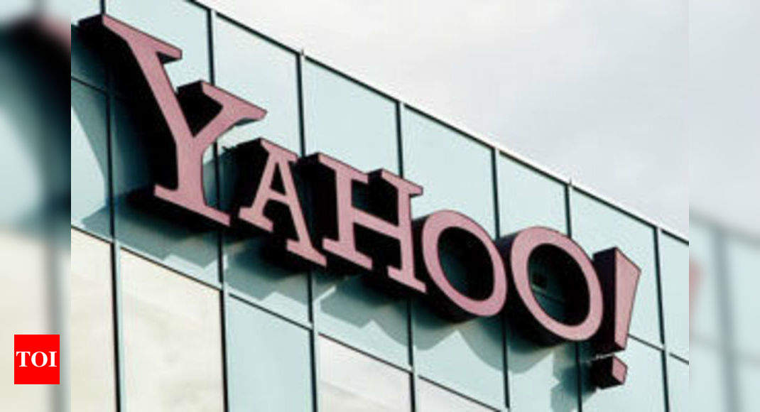 Yahoo China Yahoo Shuts Email Services In China Times Of India