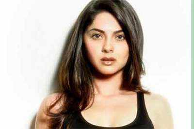 Sonalee Kulkarni set to make her Bollywood debut