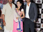 Stars promote Satyagraha