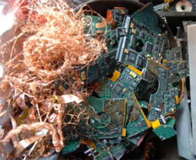Delhi, NCR likely to generate 50,000 metric tonnes of e-waste by 2015: Assocham