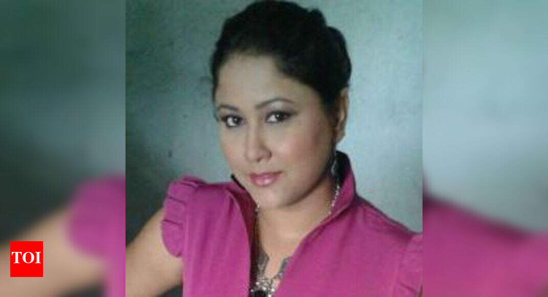 Actress Jhumma returns to her roots - Times of India