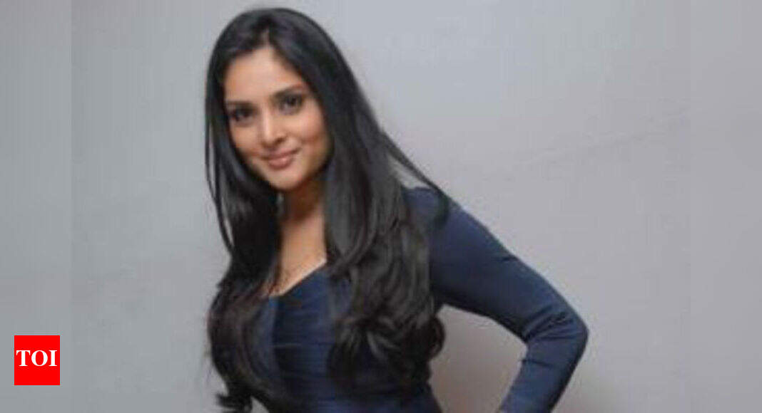 Ramya discharged, heads to parliament | Kannada Movie News - Times of India