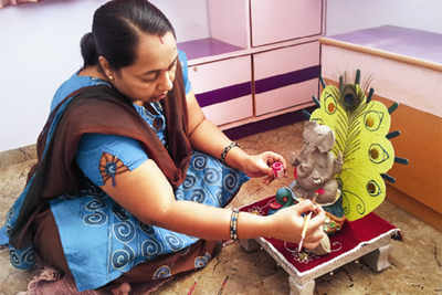 Ganesh Chaturthi 2013: Eco-friendly idol making goes online
