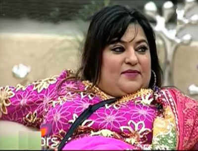 Not yet approached for Big Boss 7 : Dolly Bindra
