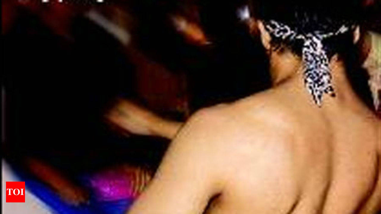 Male strippers flavour of Kolkata parties - Times of India