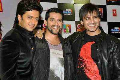 Cheat on your wife with your wife: Vivek Oberoi