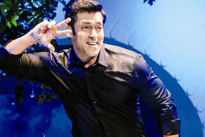 I am naughty, but harmless: Salman Khan