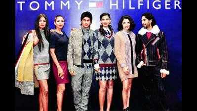 Sonam dazzles at Tommy Hilfiger’s new Fall/ Holiday 2013 collection in Mumbai