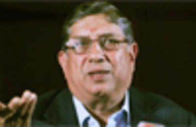 I am going to contest the election, says Srinivasan