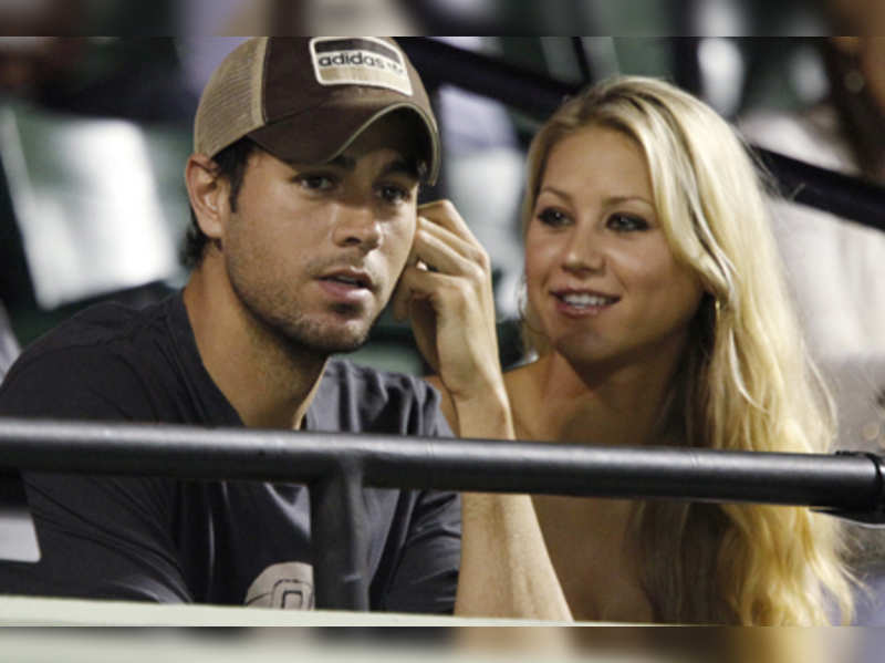 Enrique Iglesias Enrique Iglesias Anna Kournikova Split Hindi Movie News Times Of India