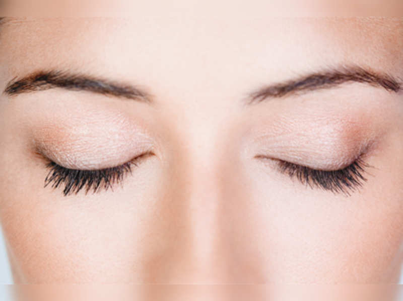 How to prevent eyelash fall out? - Times of India