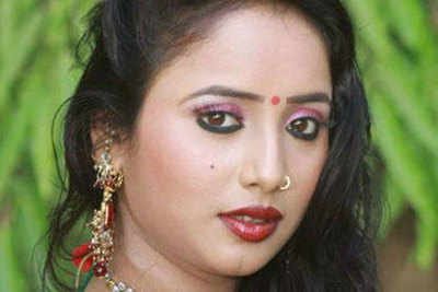 I will never wear bikini in Bhojpuri films: Rani Chatterjee