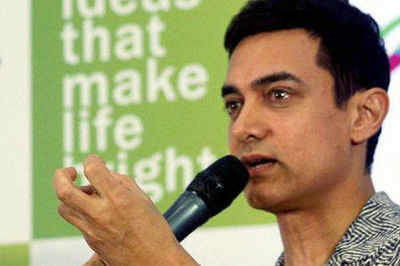 FIR against Aamir Khan for hurting religious sentiments