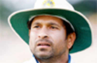 Have it in Mumbai, because this one's for mom: Sachin tells BCCI