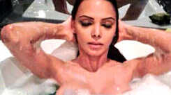 Sherlyn Chopra finds happiness in bathtub