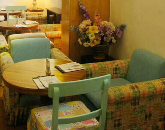 The Willow Caf&eacute;