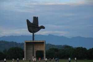 Chandigarh Travel Guide