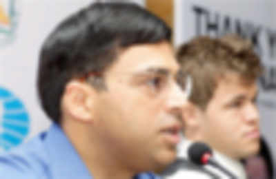Anand reveals his seconds but Carlsen play coy