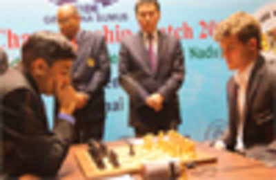 Viswanathan Anand Plays Another Draw As Magnus Carlsen Breaks World Record