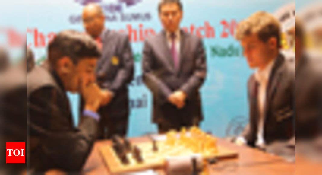 World Chess Championship 2013 Match Viswanathan Anand versus Magnus Carlsen:  Game 1 and Photos