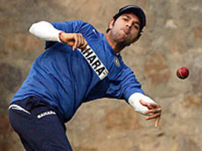 Yuvraj should take bowling seriously to be in Test team: Sohail