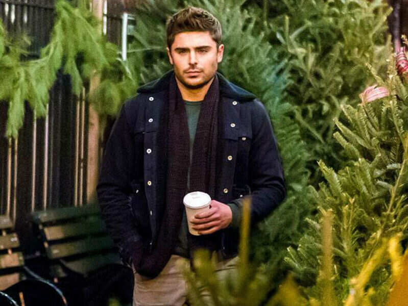 Zac Efron Zac Efron breaks jaw after falling at home English Movie