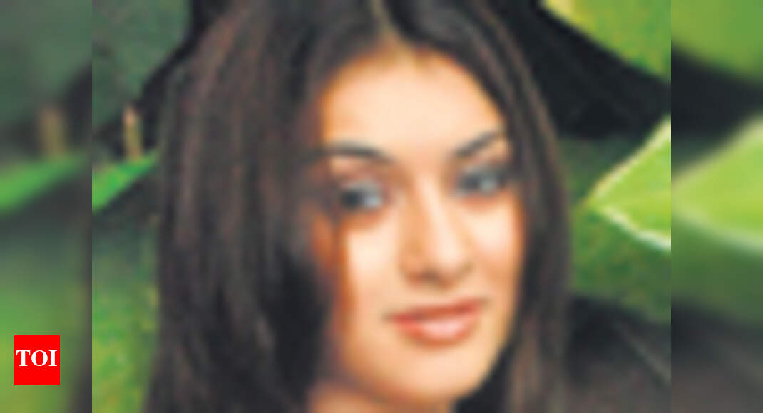 Chaos in Mauritius! Hindi Movie News Times of India