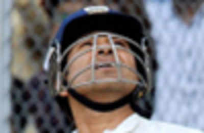 Bharat bandh! At 9.30am today, India will come to a halt as Sachin Tendulkar resumes his innings at 38 in Mumbai Test