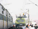 Mangala Express derails near Nashik