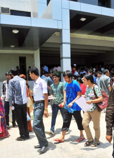 JEE (main) online gets bigger, to be offered in 235 locations for 5 lakh candidates