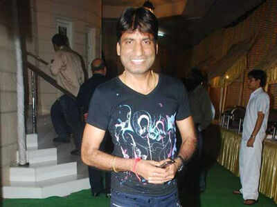 Raju Srivastava to play Gutthi on 'Comedy Nights With Kapil'?