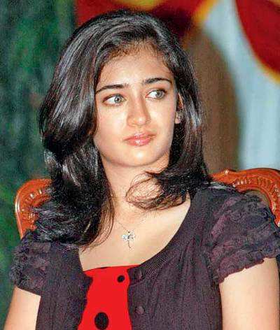 What is brewing between Akshara Haasan and Tanuj Virwani? | Kannada ...