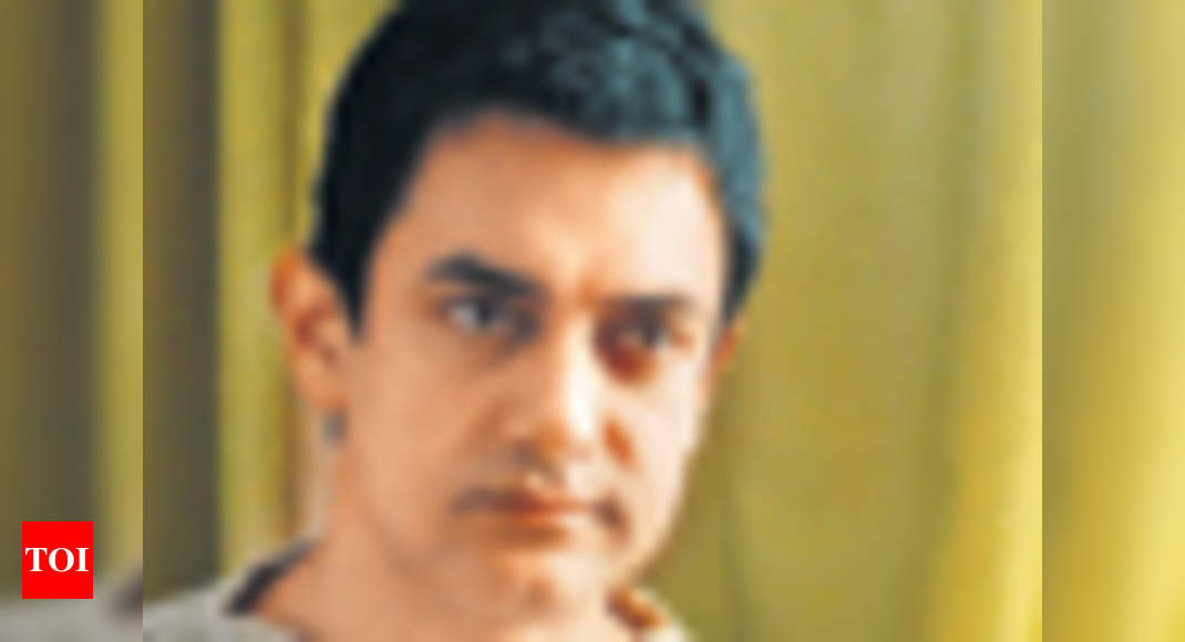 Aamir Yet To Meet Big B | Hindi Movie News - Times Of India