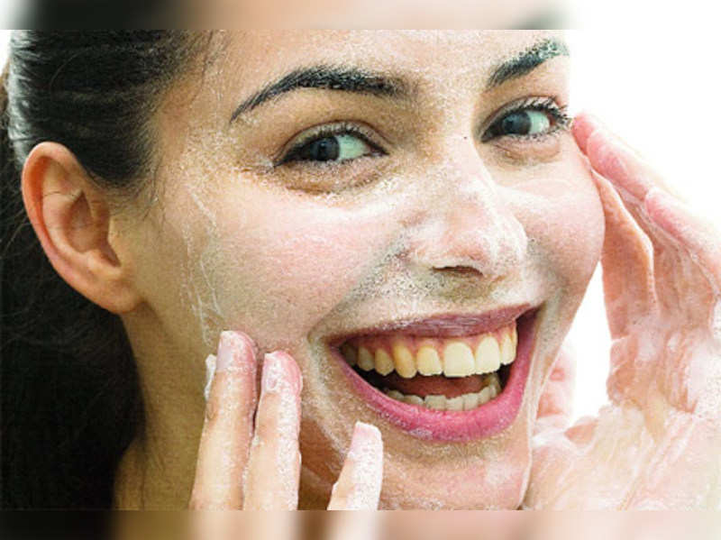 Benefits of a facial clean-up