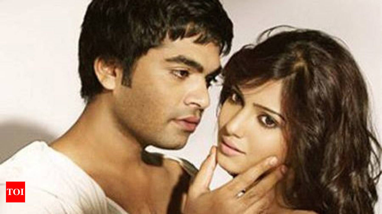 Simbu eyes Samantha after Haniska, Nayanthara | Tamil Movie News - Times of  India