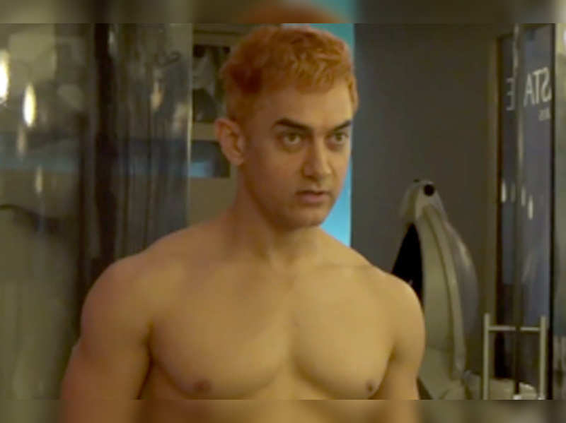 Aamir Khan and Katrina Kaif Unveil Dhoom 3 Merchandise  Indian Fashion
