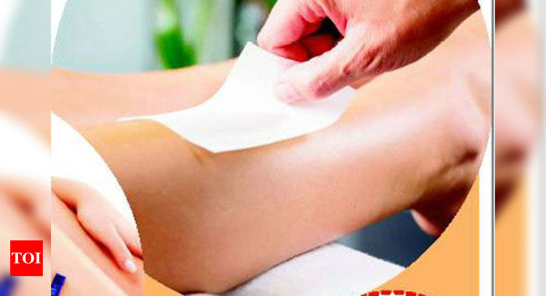 Full Leg Waxing at best price in Delhi