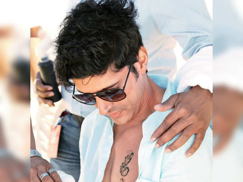 Farhan sports a tattoo in 'Shaadi Ke Side Effects' | Hindi Movie News -  Times of India