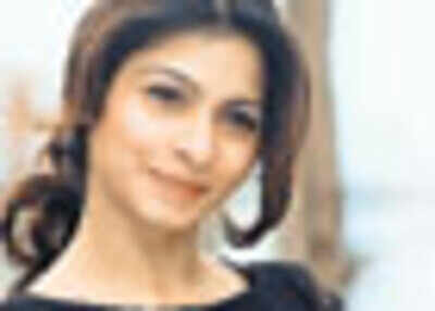 Tanishaa’s Tollywood debut | Hindi Movie News - Times of India