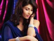 Madhavi fed up of being a vamp