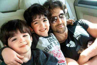 Hrithik returned to Mumbai to attend kids’ annual day function