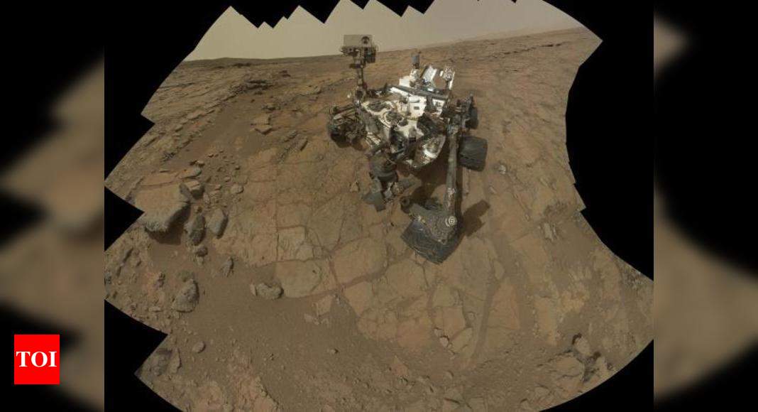 NASA: Mars Rover Curiosity Gets Software Upgrade, Wheel Check - Times ...