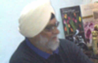 Bishan Singh Bedi seeks Kejriwal's support in DDCA fight