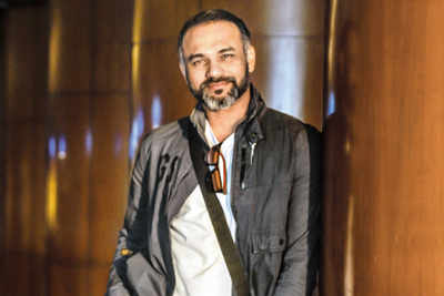You can’t fool Aamir as he is too sharp: Abhinay Deo