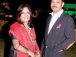 Nilofar, Shakeel Khan's wedding anniversary