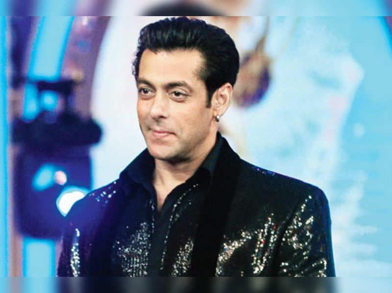 Salman Khan: Did Salman avoid Kushal and Gauahar at his bash? | Hindi