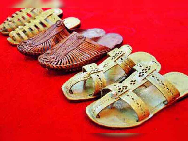 design ke chappal